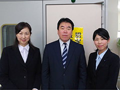 写真:リオネットセンター社員集合写真